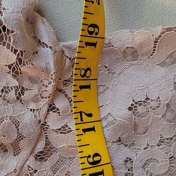 Joie nude beige colored lace top - Picture 7 of 8